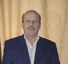 ترجَّلَ الكلبُ.. ترجَّلَ!! بقلم القاص عمر ايوب