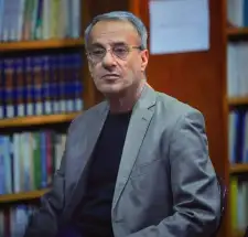 جدلية العقل والنقل بين الفلسفة والدين!!