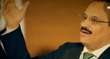 هي الدنيا قصيدة يكتبها الشاعر الدكتور عبد الولي الشميري