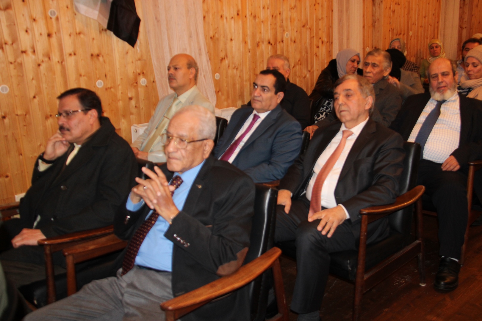 في فيينا.. العائلة السورية واحدة