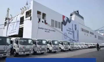 سفينة “خليفة الإنسانية” تغادر الإمارات محملة بـ7166 طنًا من المساعدات العاجلة إلى غزة