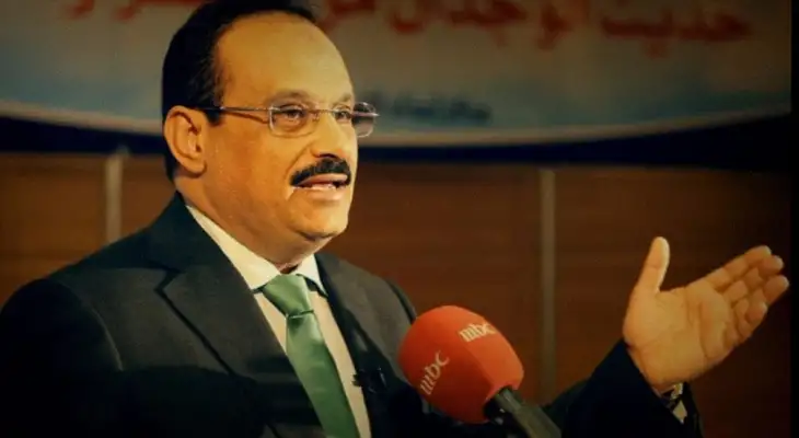 الدكتور الشاعر عبد الولي الشميري يكتب قصيدة غريبة