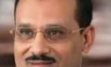 الدكتور عبد الولي الشميري يكتب قصيدة تورية