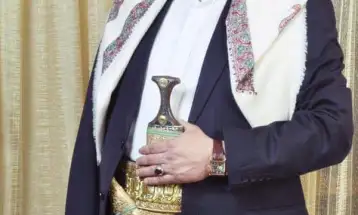 قصيدة تغيت للشاعر الدكتور عبد الولي الشميري