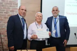 مؤتمر اتحاد الأطباء والصيادلة السوريين السنوي يلتئم في باريس!!