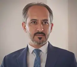 رحيل إبراهيم الأخرس.. انطفاء وتر الرقة الأصيل!!